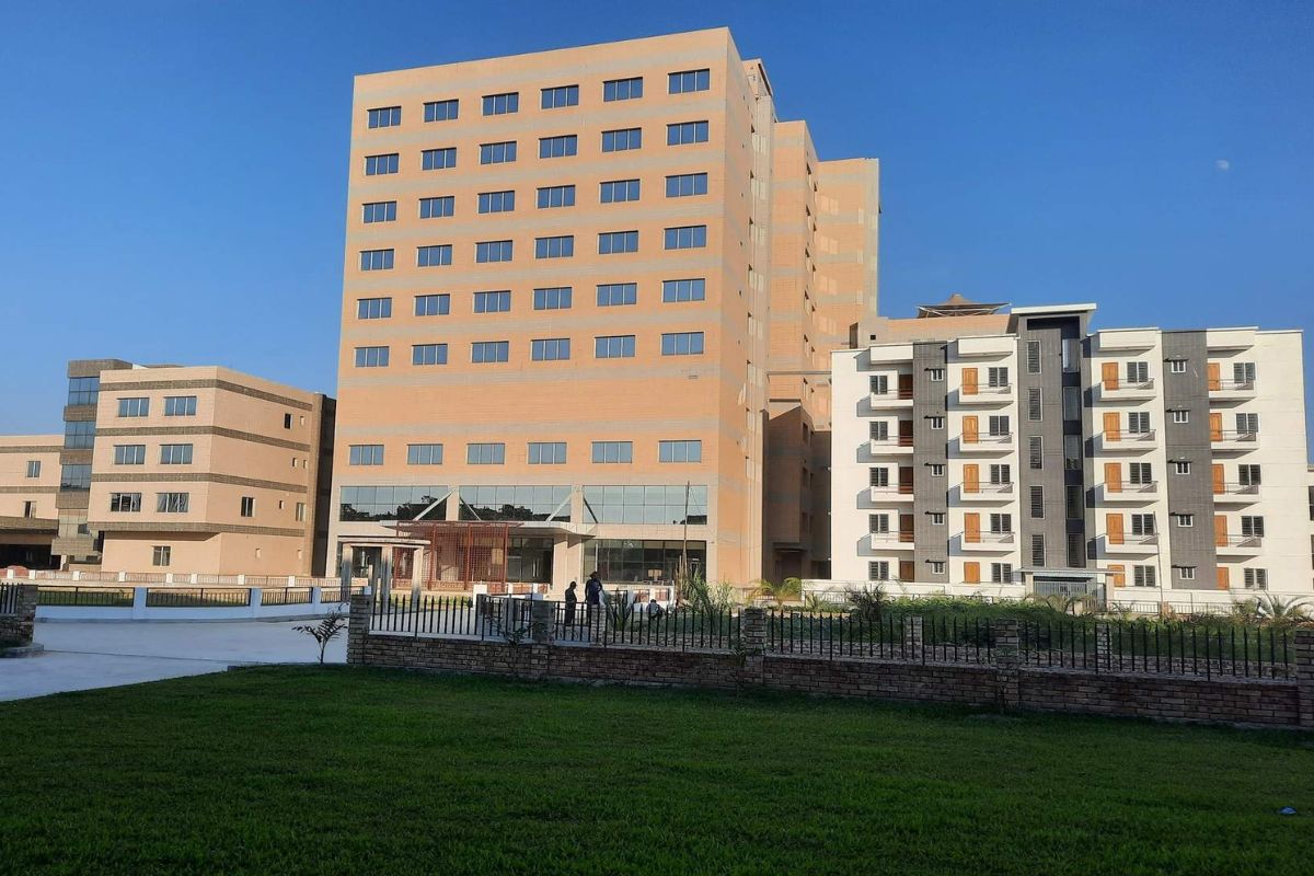 Dr. Anisuzzaman Hospital